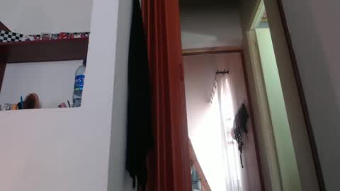   Dakota  online show from 02.04.25