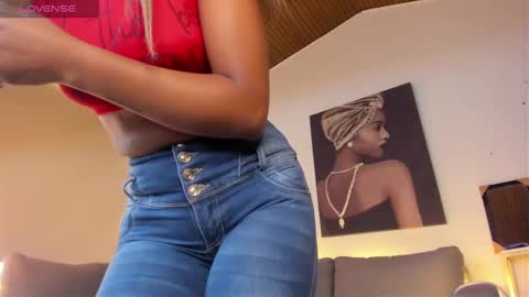 Snapshot of dakota_ds chatting on 01.06.25 dakota_ds online show from 01.06.25