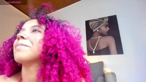 Snapshot of dakota_ds chatting on 02.22.25 dakota_ds online show from 02.22.25