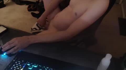 Snapshot of dakota_reilly chatting on 10.25.25 Dakota online show from 10.25.25