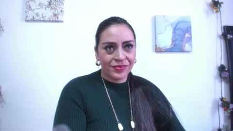 Dakotaagray online show from 11.23.25