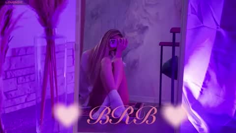 Snapshot of dakotaajohnnson chatting on 10.28.25 dakotaajohnnson online show from 10.28.25