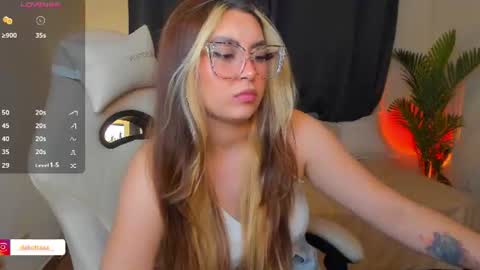 Snapshot of dakottaa__ chatting on 07.10.26 dakottaa__ online show from 07.10.26