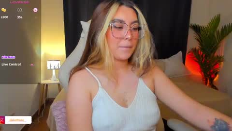 Snapshot of dakottaa__ chatting on 07.15.26 dakottaa__ online show from 07.15.26