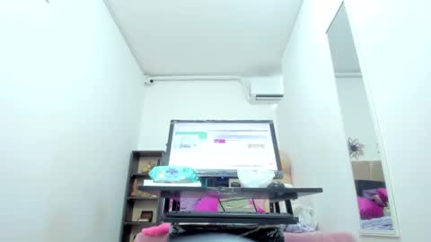  Ren  online show from 02.27.25