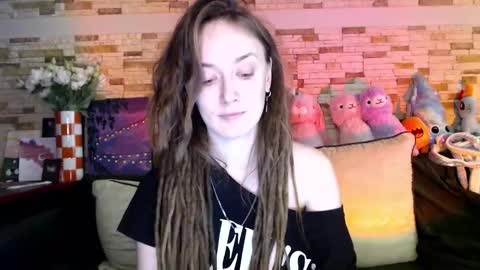 Dalia  online show from 09.25.25