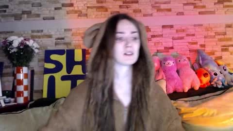 Dalia  online show from 10.16.25