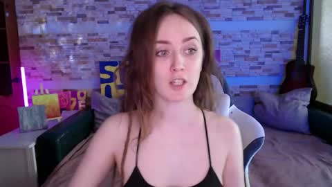 Dalia  online show from 04.20.26