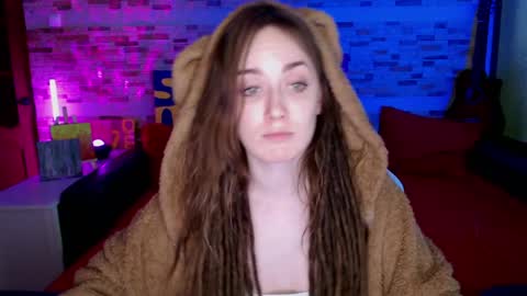 Dalia  online show from 04.23.26