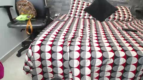 Snapshot of daliadubey chatting on 10.13.25 dalia dubey online show from 10.13.25