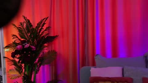 Snapshot of dalidaselena chatting on 10.05.25 DalidaSelena online show from 10.05.25