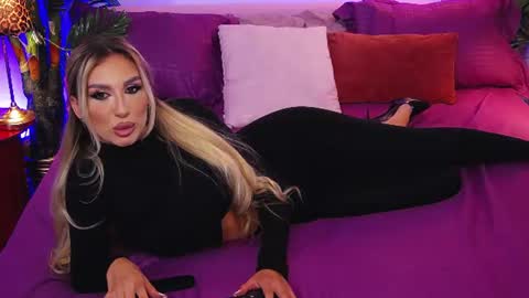 DalidaSelena online show from 07.22.26
