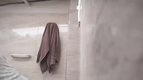 Snapshot of dalila_22 chatting on 09.29.25 Dalila online show from 09.29.25