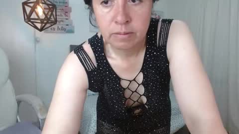 Snapshot of dalila_22 chatting on 10.03.25 Dalila online show from 10.03.25