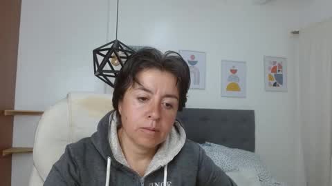 Snapshot of dalila_22 chatting on 10.26.25 Dalila online show from 10.26.25