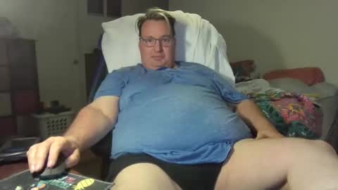 Snapshot of dallenmadrid chatting on 05.19.26 Dallen Madrid online show from 05.19.26