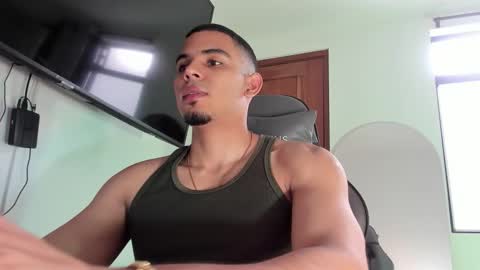 Snapshot of dalton111_ chatting on 11.12.25 Dalton online show from 11.12.25