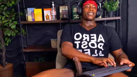 Snapshot of dalton_asher chatting on 12.05.25 dalton_asher online show from 12.05.25