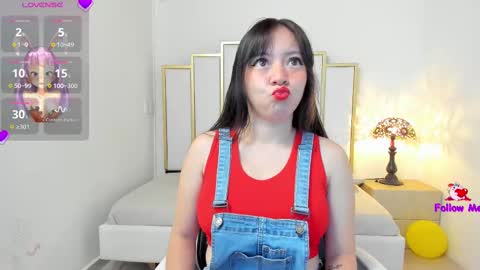 Damara Rolands online show from 09.15.25