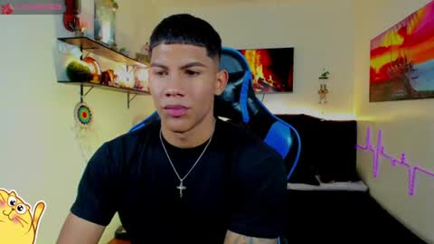 Snapshot of damian_latinxxx chatting on 06.19.26 Damian online show from 06.19.26