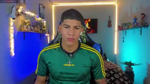 Snapshot of damian_latinxxx chatting on 07.21.26 Damian online show from 07.21.26