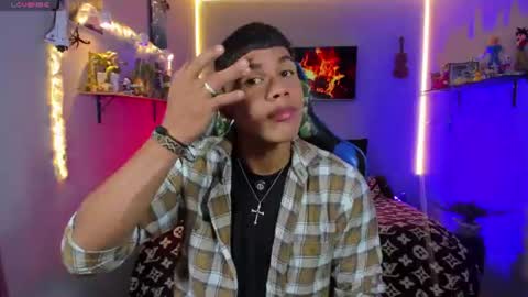 Snapshot of damian_latinxxx chatting on 07.22.26 Damian online show from 07.22.26