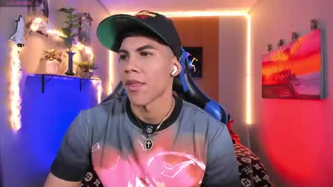 Snapshot of damian_latinxxx chatting on 08.02.26 Damian online show from 08.02.26