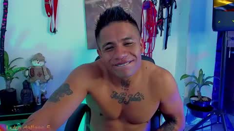 Damian torner online show from 01.05.25