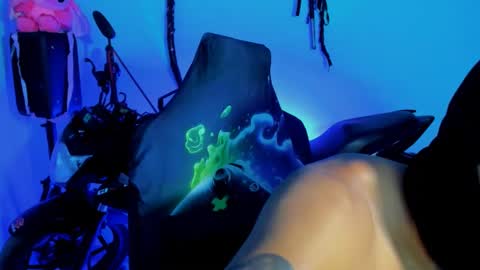 Snapshot of damian_torner chatting on 10.09.25 Damian torner online show from 10.09.25