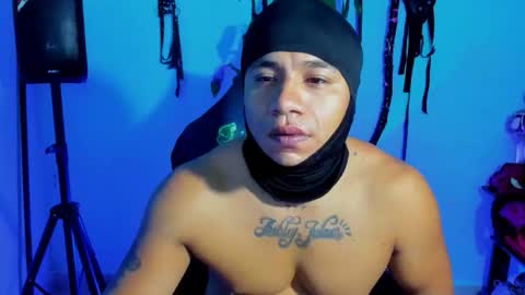 Snapshot of damian_torner chatting on 10.22.25 Damian torner online show from 10.22.25