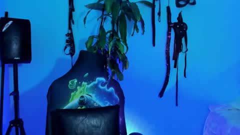 Snapshot of damian_torner chatting on 10.26.25 Damian torner online show from 10.26.25