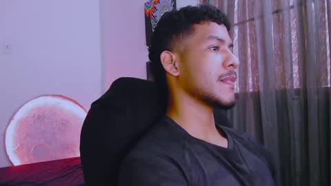 instagram damiannreed. online show from 03.31.26