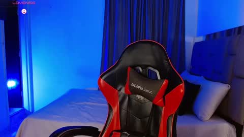 Snapshot of damiano_walker chatting on 09.25.25 damiano_walker online show from 09.25.25