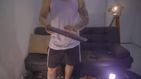 insta damn8   --------  online show from 10.25.25