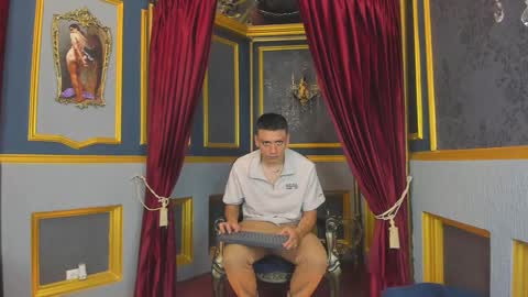 Snapshot of damianphill chatting on 01.20.25 Damian Phill online show from 01.20.25