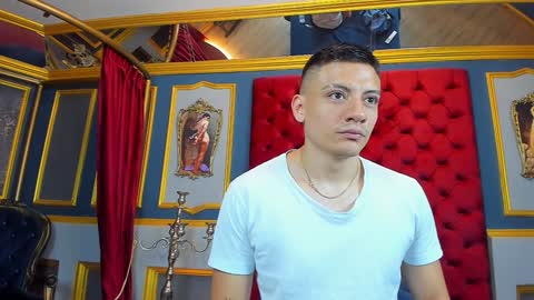 Snapshot of damianphill chatting on 02.02.25 Damian Phill online show from 02.02.25