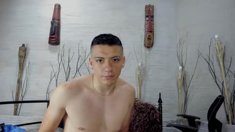 Snapshot of damianphill chatting on 02.08.25 Damian Phill online show from 02.08.25