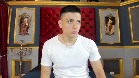 Snapshot of damianphill chatting on 02.23.25 Damian Phill online show from 02.23.25