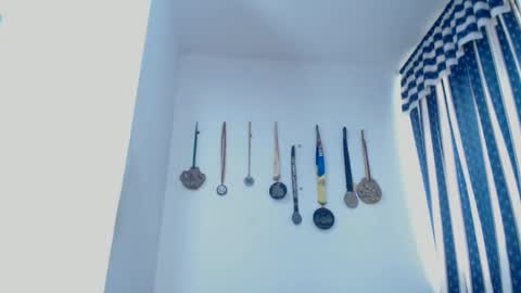 Snapshot of dammuscle chatting on 10.10.25 dammuscle online show from 10.10.25