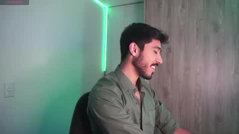 damon_frost online show from 01.08.25