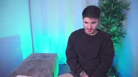 damon_frost online show from 11.25.25