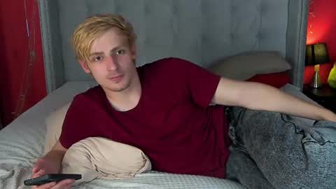 Snapshot of damonlux chatting on 07.13.26 Damon online show from 07.13.26