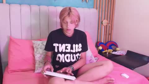 D A N online show from 03.15.26