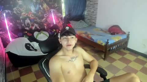 Snapshot of dan_cristancho chatting on 09.28.25 dan cristancho online show from 09.28.25