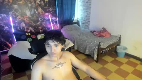 Snapshot of dan_cristancho chatting on 10.06.25 dan cristancho online show from 10.06.25