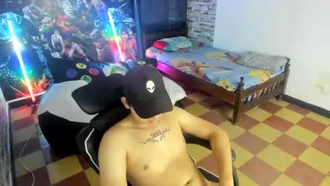 Snapshot of dan_cristancho chatting on 10.16.25 dan cristancho online show from 10.16.25