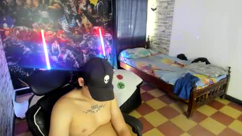 Snapshot of dan_cristancho chatting on 11.02.25 dan cristancho online show from 11.02.25