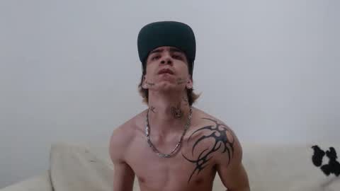 Snapshot of dan_jonson15 chatting on 11.20.25 dan_jonson15 online show from 11.20.25