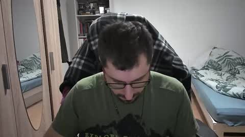 Snapshot of dan_the_man405 chatting on 11.12.25 King Dan online show from 11.12.25