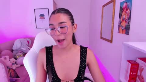 Snapshot of dana_paula chatting on 03.01.25 dana_paula online show from 03.01.25